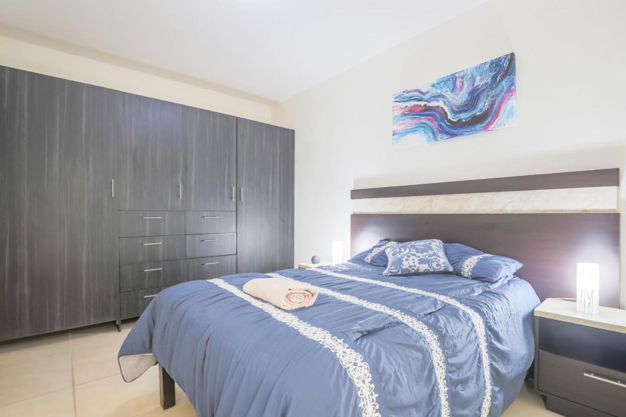 Departamento Lirios Residencial Para 5 Alberca Cancún Esterno foto